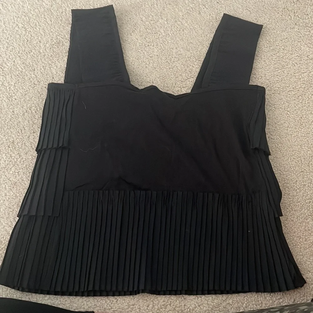 J. Crew Black Accordion Pleated Three Tiered Top Size XXS